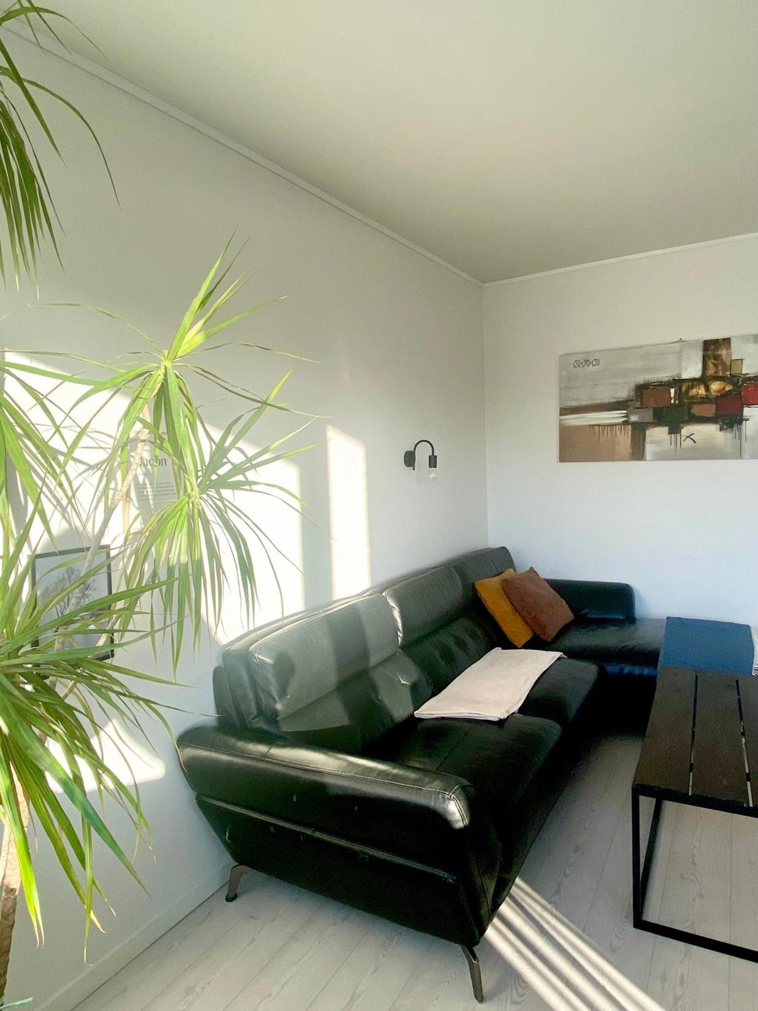 New Apartment - Close To City Center ランダーズ エクステリア 写真
